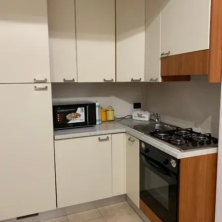 A Casa Di Alice Str. M. D'azeglio 아파트 파르마