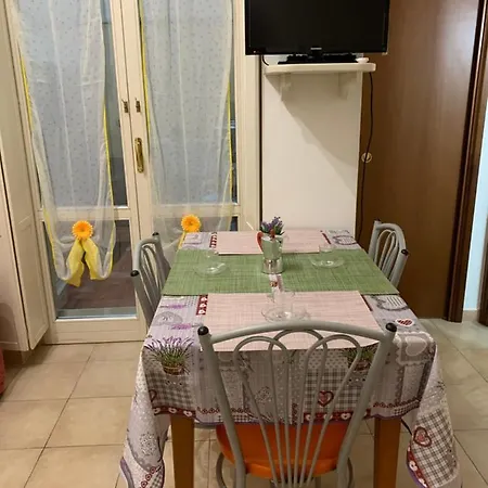 아파트 A Casa Di Alice Str. M. D'azeglio 파르마